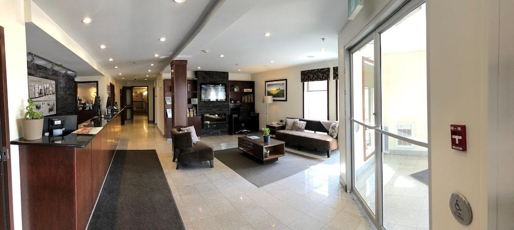 Super 8 By Wyndham Brandon Mb Μοτέλ Εξωτερικό φωτογραφία