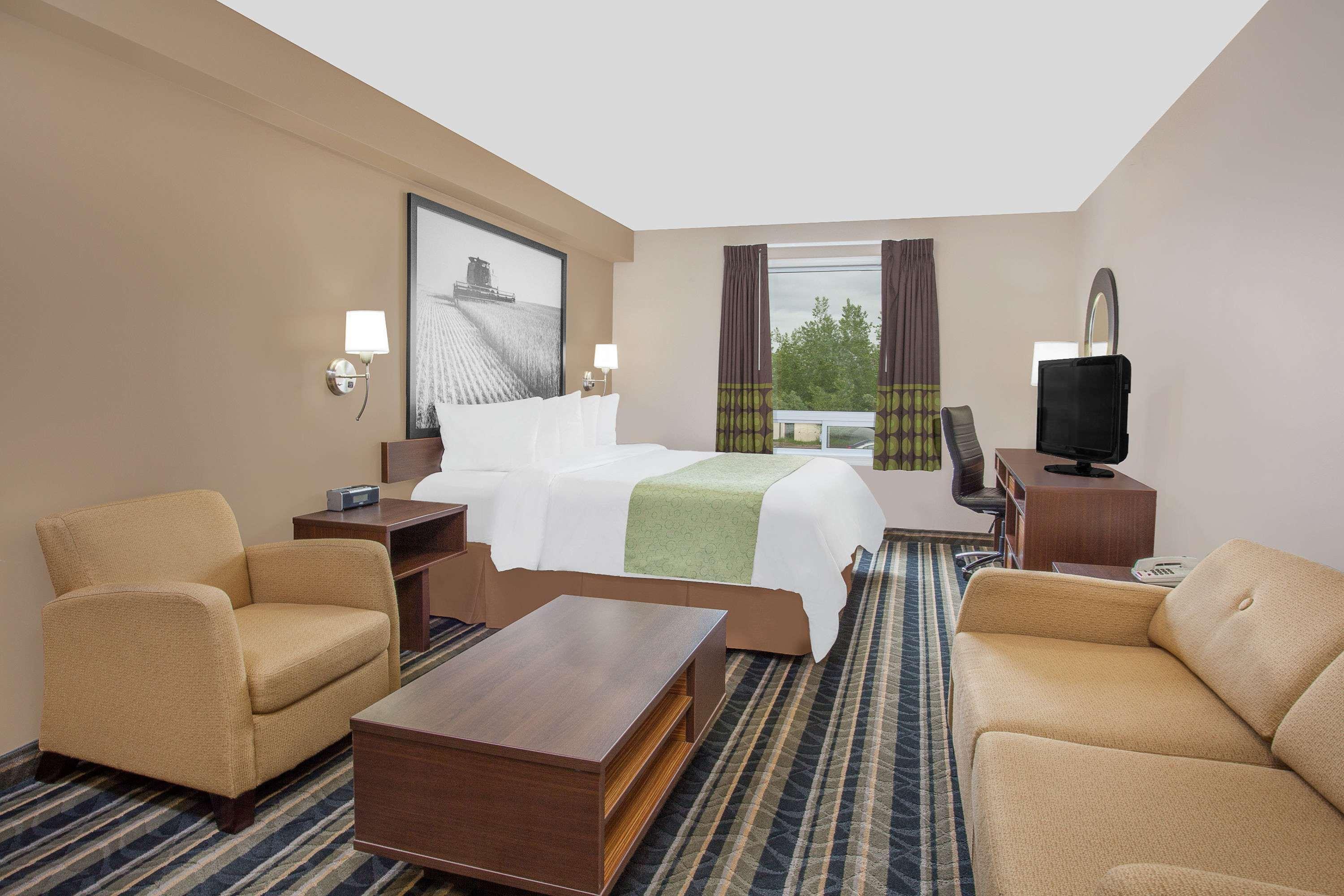 Super 8 By Wyndham Brandon Mb Μοτέλ Εξωτερικό φωτογραφία